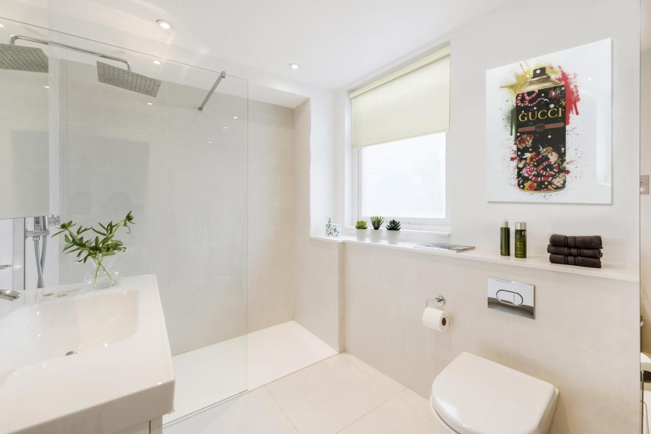 Explore The Most Exquisite West-End From A Harrods Family And Couple Home London Exterior foto